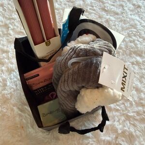 MIXT Gray Skincare Moisturizer